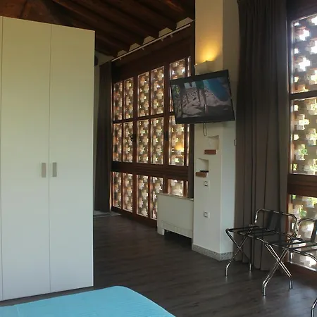 公寓 L' Antica Corte Lazzago 科莫