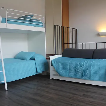 L' Antica Corte Lazzago Appartement *