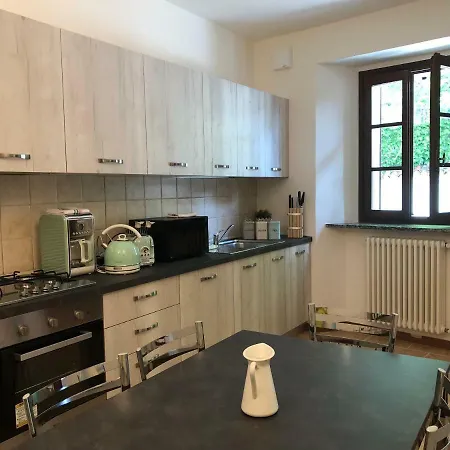 L' Antica Corte Lazzago Apartment Como