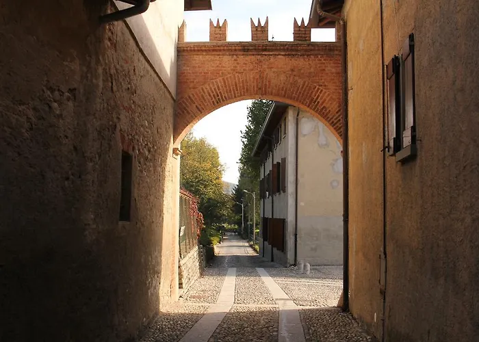 L' Antica Corte Lazzago דירה *