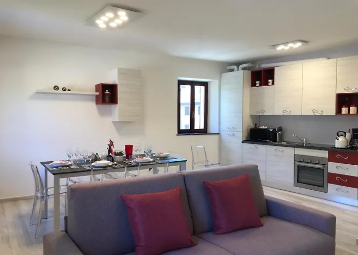 L' Antica Corte Lazzago קומו