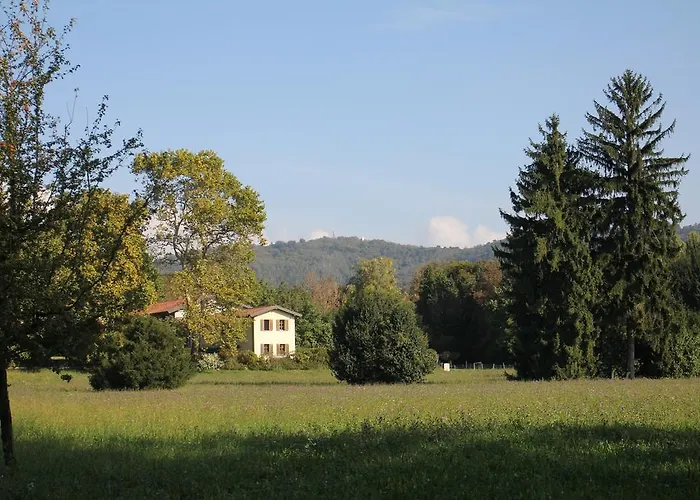 L' Antica Corte Lazzago דירה קומו