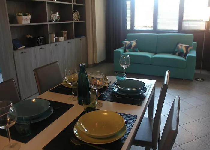 L' Antica Corte Lazzago דירה קומו